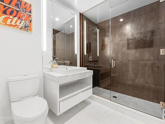 2nd image of 133 W 22nd St APT 9B