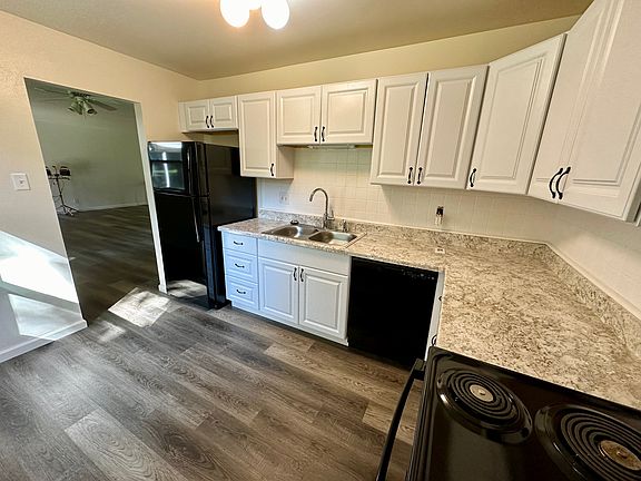 4th image of 5172 Green Trace Ln #63128