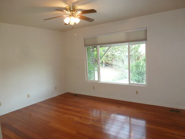 3221 Green River Dr — Photo 4