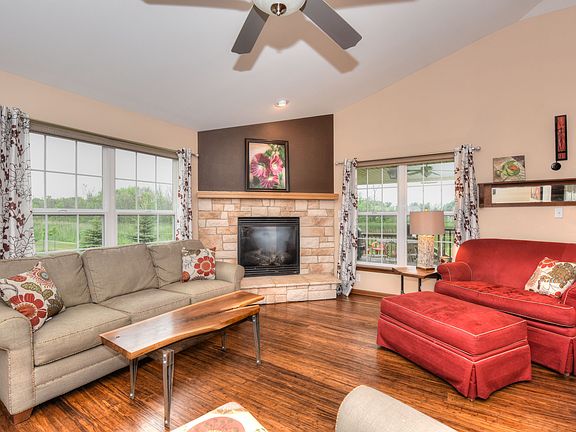 2nd image of 10575 S Singing Lark Ct
