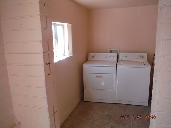 5th image of 2607 N La Verne Ave