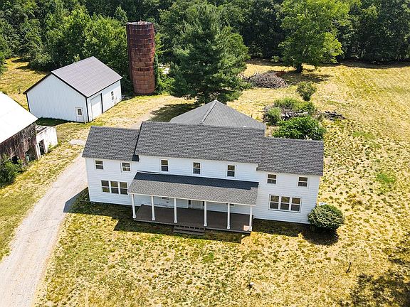 5th image of 742 Tobacco Rd