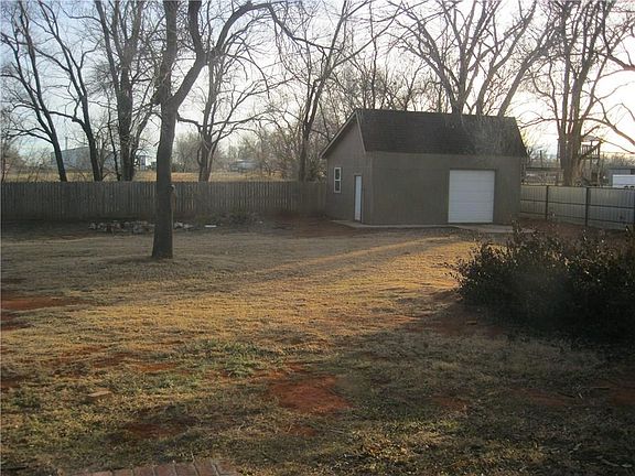 4th image of 4226 W 3rd St
