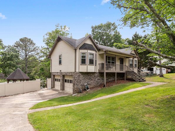 214 Ash Cir, Trussville, AL 35173