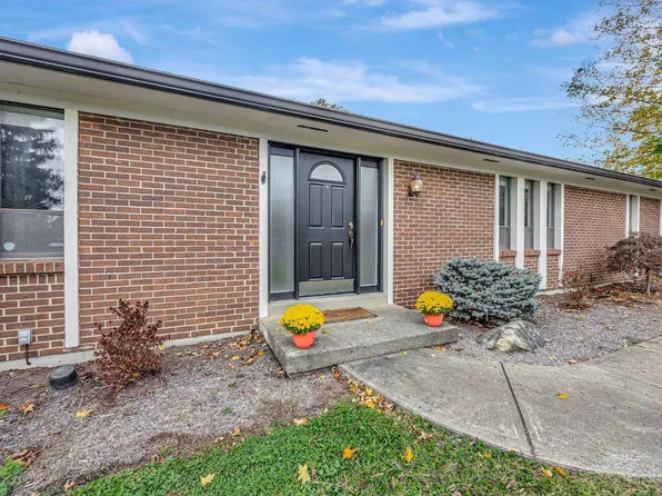 3677 Windy Knoll Dr, Hamilton, OH 45013