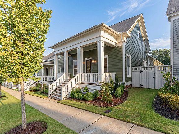 2nd image of 4522 Village Green Way