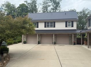110 Sunny Dell Ln, Mcmurray, PA 15317