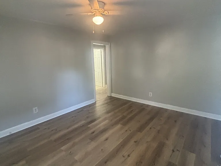 3665 Parthenia Ave — Photo 3