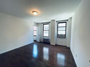 214 Grand St #4, New York, NY 10013