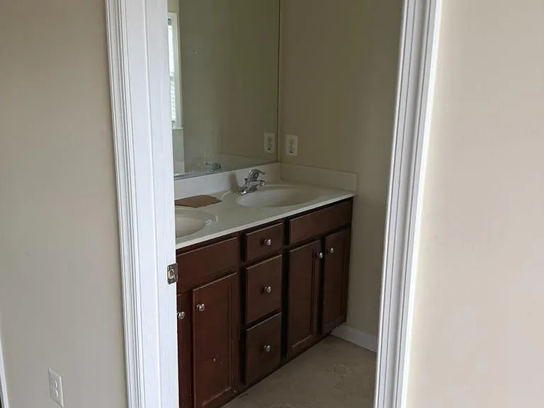 1231 Stallion St — Photo 15