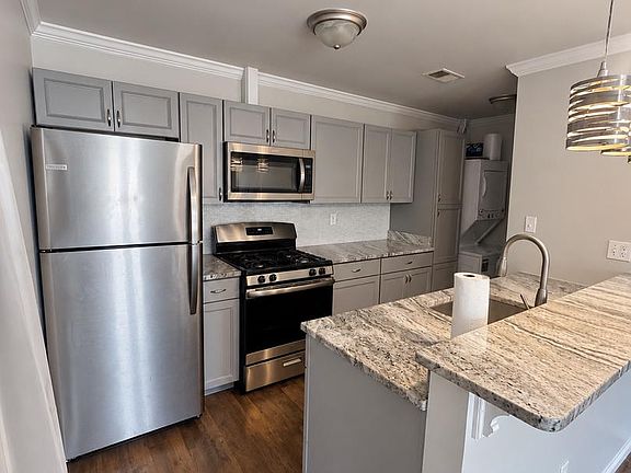 5th image of 3153 Chester Grove Rd