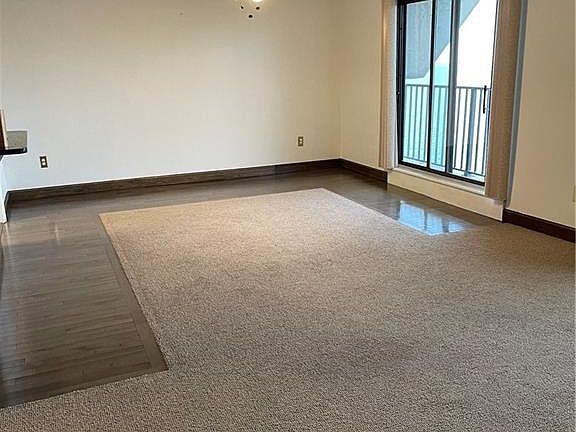 3rd image of 12500 Edgewater Dr APT 1705