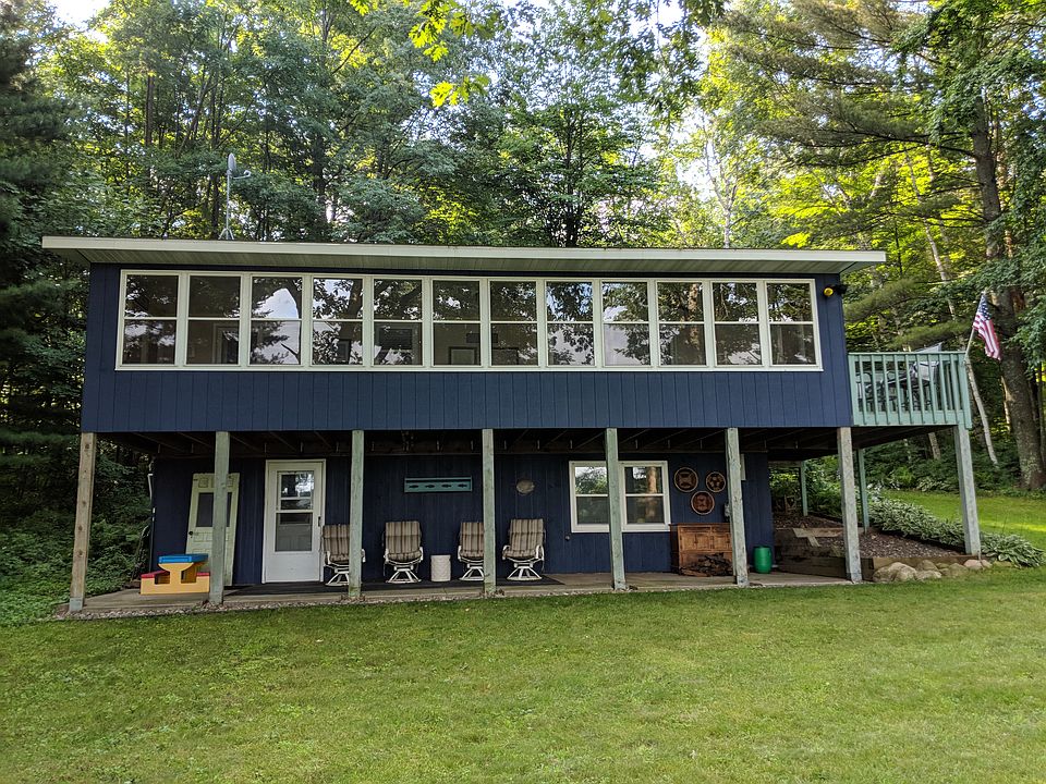 3-season porch and covered patio