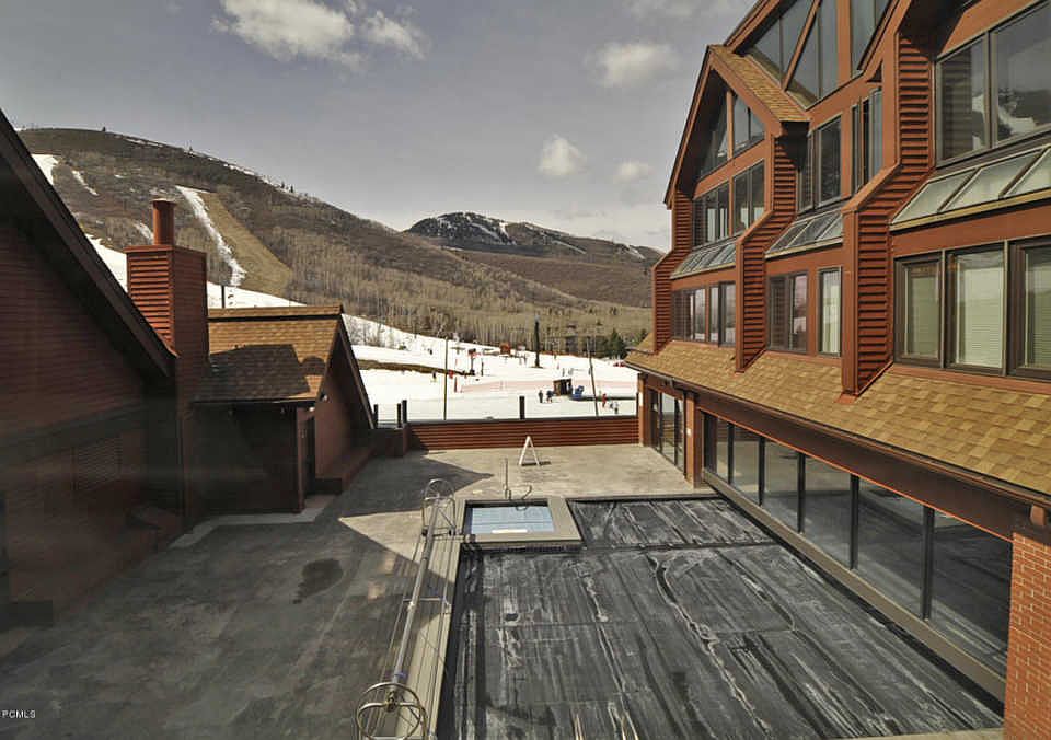 1st image of 1385 Lowell Ave #205