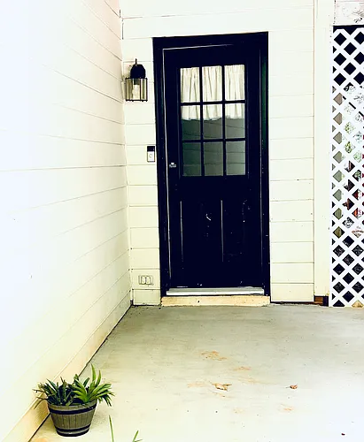 (Undisclosed Address) Photo 1
