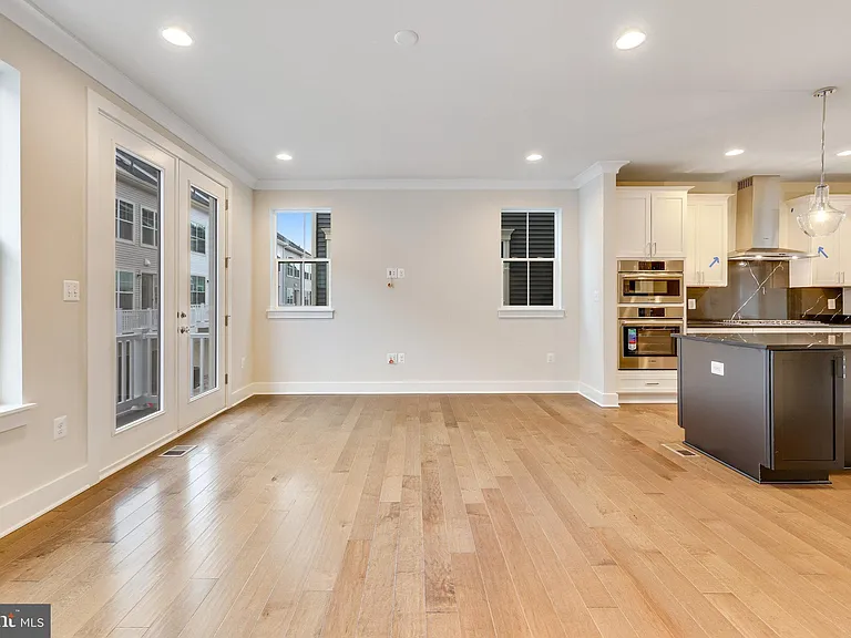 14813 Retreat Blvd — Photo 24
