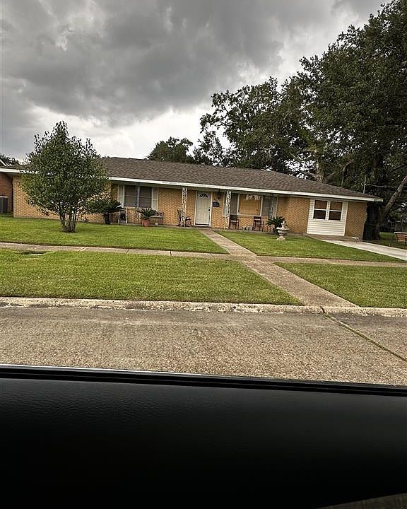 1st image of 208 Dolby St