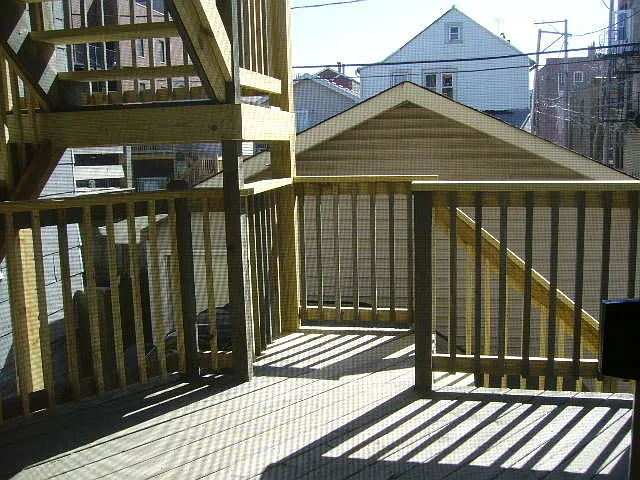 1547 W Augusta Blvd — Photo 13