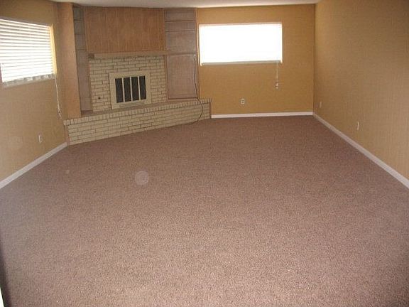 4th image of 3622 Locust Ave