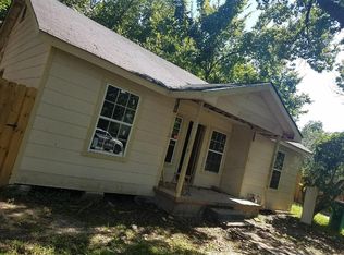 1716 Maryland St #A, Baytown, TX 77520
