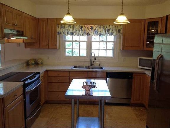 3rd image of 312 Seminole Dr