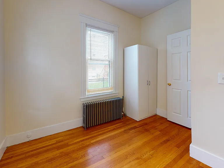 31 Plymouth St #1 — Photo 5