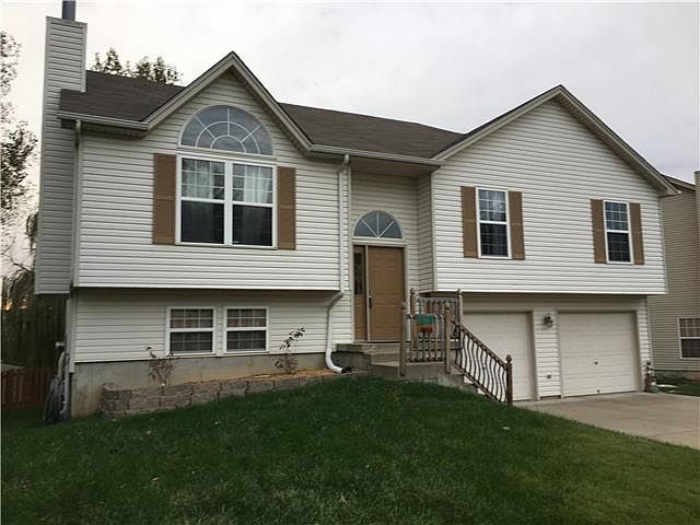 1st image of 2520 N 110th St