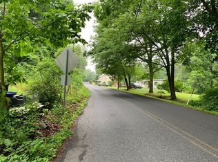 195 Pine School Rd, Gardners, PA 17324