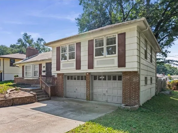9503 E 80th Ter, Raytown, MO 64138