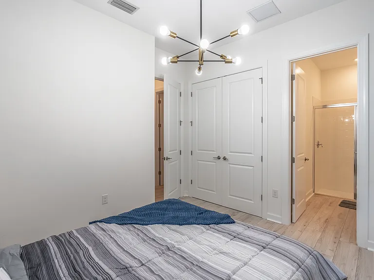 15347 Turin Dr — Photo 23