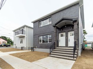 172-54 Brocher Rd, Jamaica, NY 11434