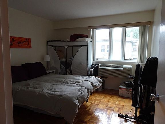 4th image of 19 Chauncy St APT 1B