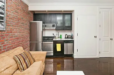 Rented by Mdrn Residential