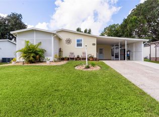 1725 Pebble Beach Ln, Lady Lake, FL 32159