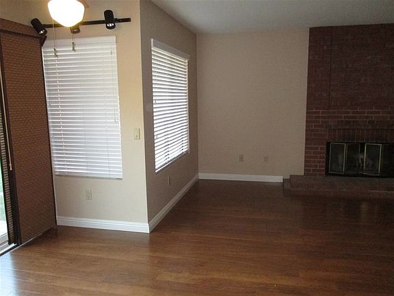4th image of 1181 Del Prado Ct