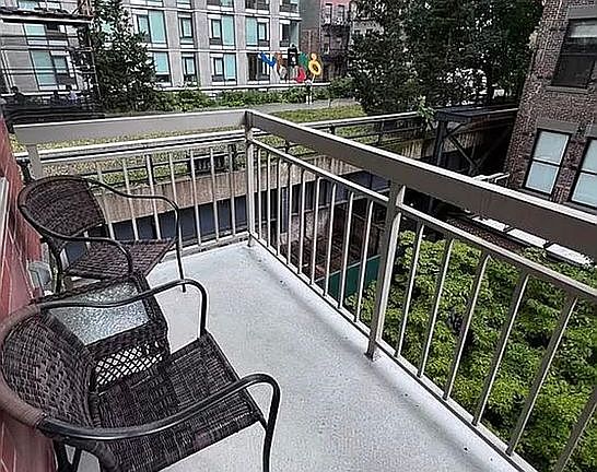 5th image of 520 W 23rd St APT 4G