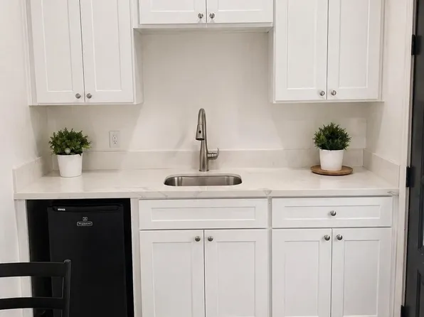658 W Manor Dr, Chula Vista, CA 91910