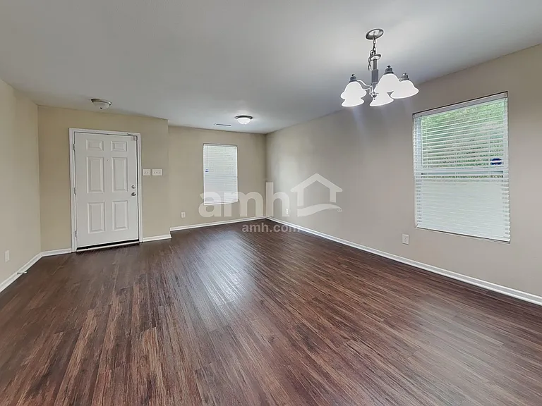 1320 Perga Ct — Photo 7