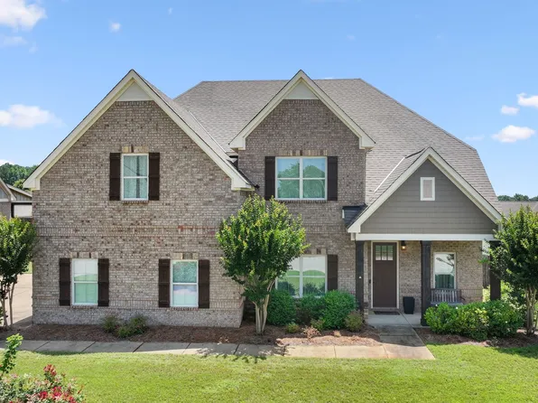 422 Sydney Dr N, Prattville, AL 36066