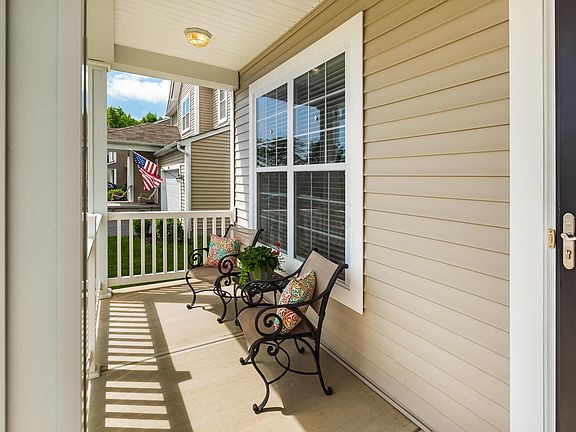 2nd image of 1389 Park Meadow Dr