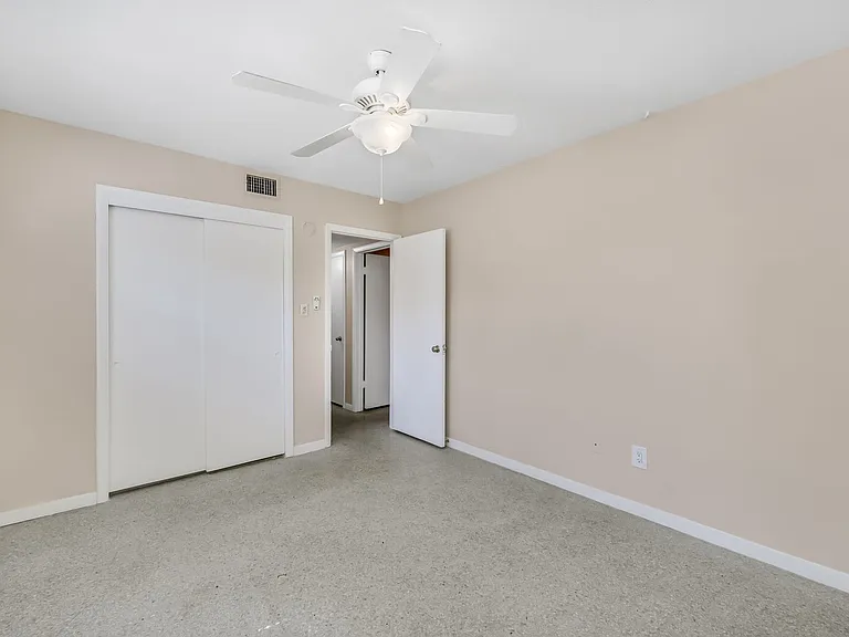 211 Danube — Photo 88