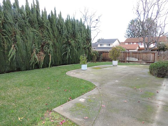 2nd image of 5525 Ora St