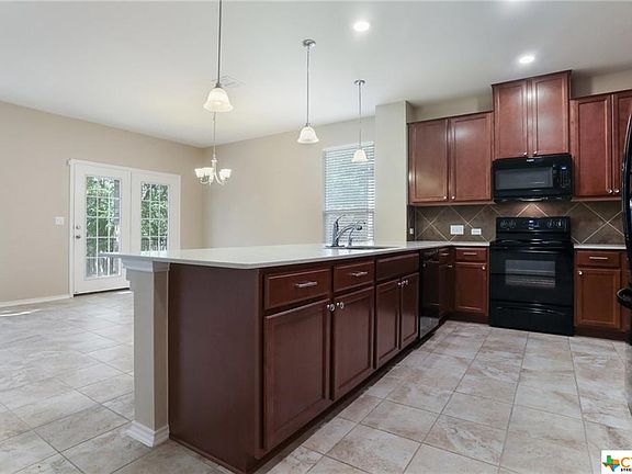 2nd image of 509 Hunters Hill Dr