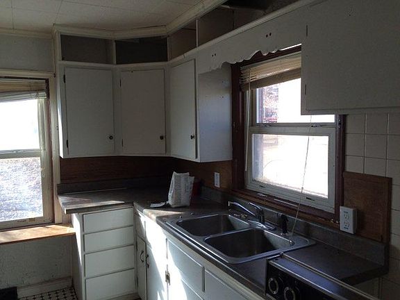 2nd image of 2733 Edison St NE #2733