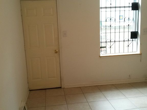 4th image of 1013 N Orkney St