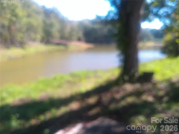 3159 Loomis St, Lincolnton, NC 28092