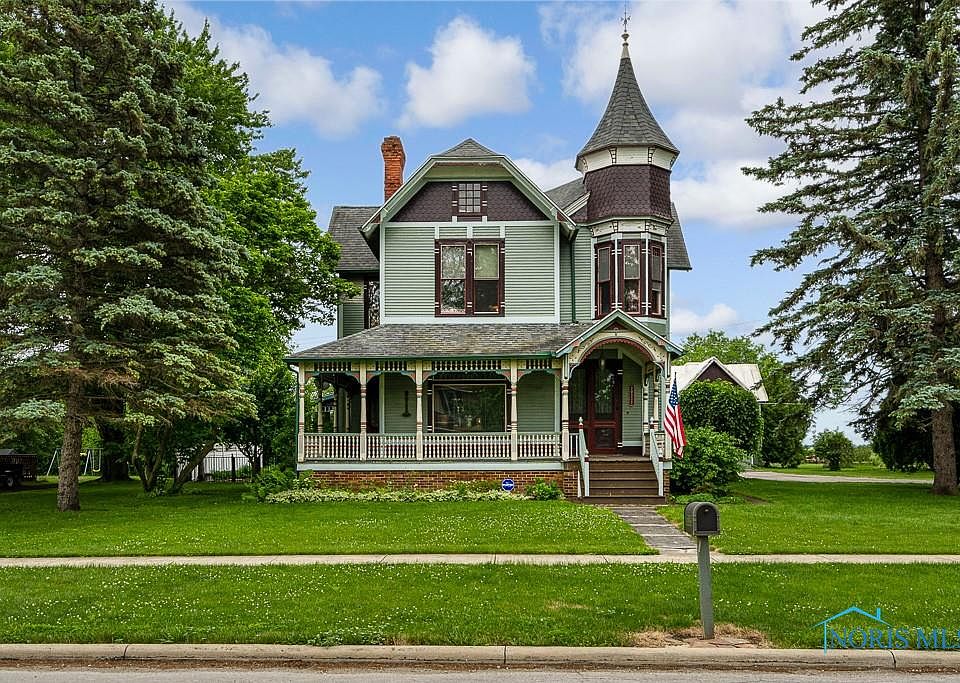 1st image of 20335 Taylor St