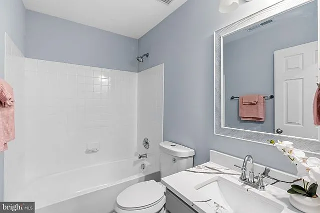 1753 Tobias Dr SE — Photo 10