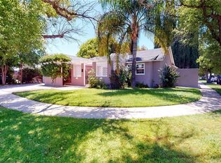 17540 Arminta St, Northridge, CA 91325