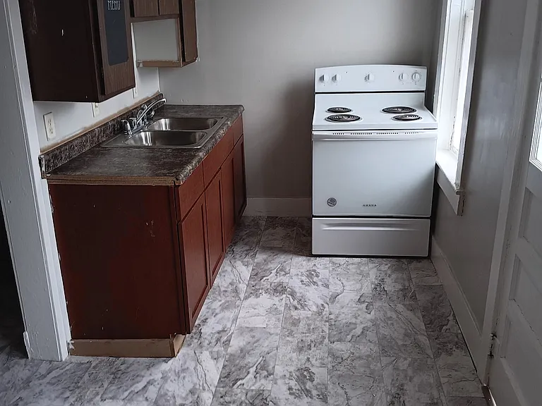 210 Washington St #210 — Photo 3